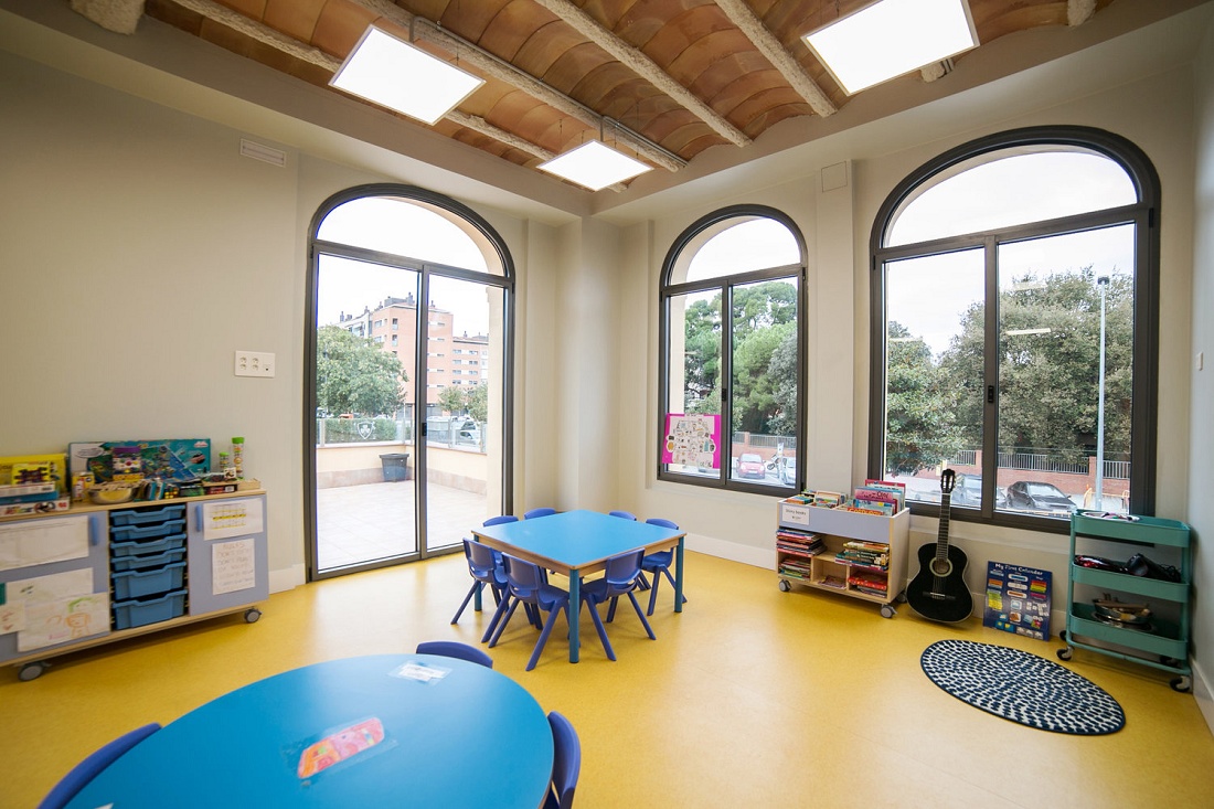 Foto de Suelos de PVC acústicos para colegios, hoteles y espacios colectivos