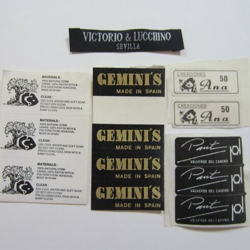 Foto de Etiquetas de raso y algodón personalizadas