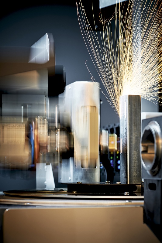 Foto deEquipos de corte por láser