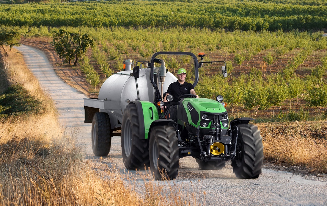 Foto de Tractor para invernaderos y cultivos especializados