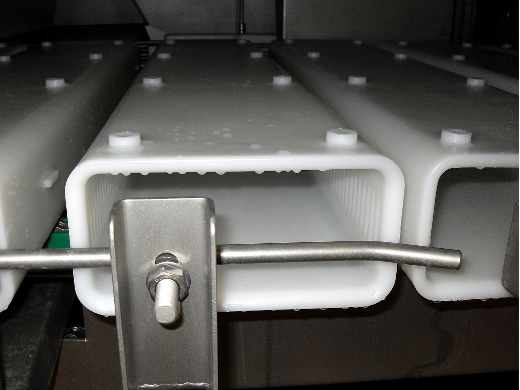 Foto deTúneles de lavado y barrido de moldes de prensado automático