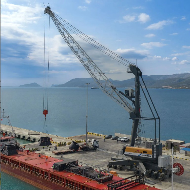 Foto deGrúas móviles para puertos