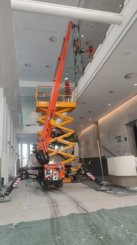 Foto de Minigrúas sobre oruga