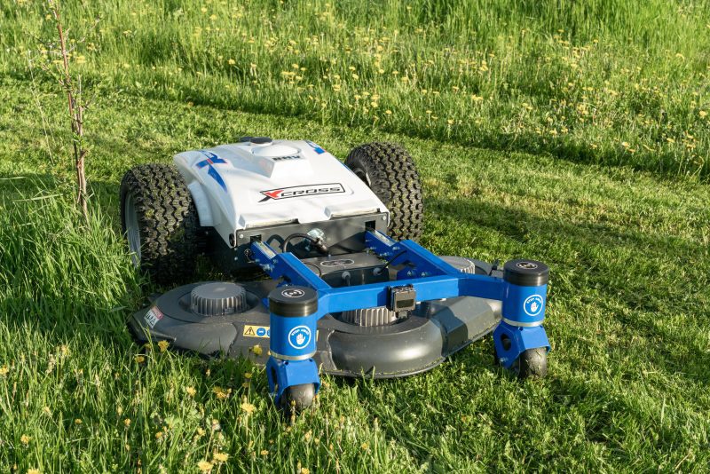 Foto deSegadoras a control remoto