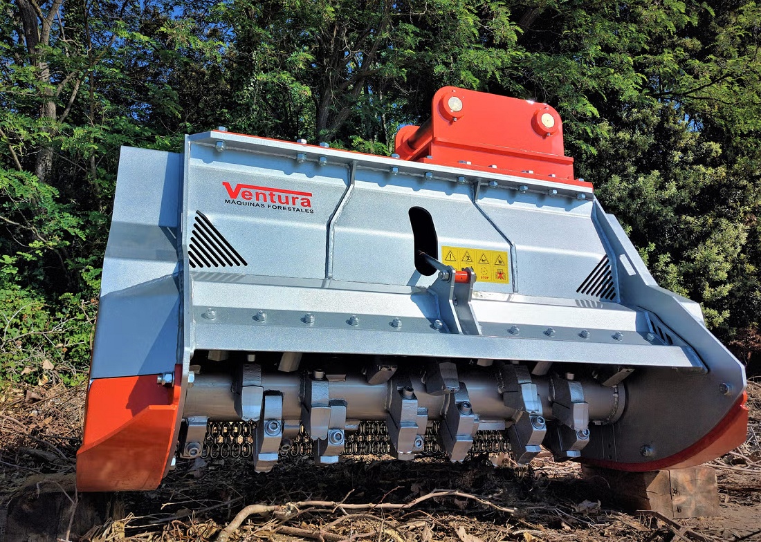 Foto deTrituradoras forestales de martillos fijos