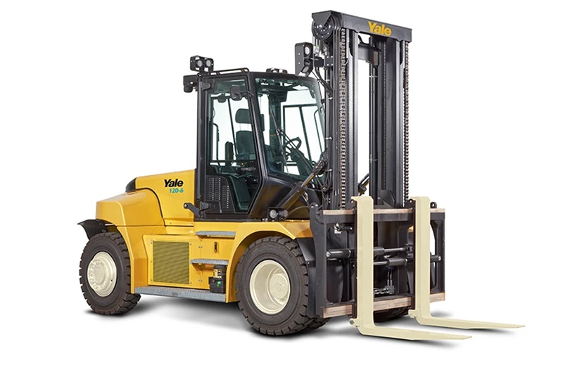 Foto deCarretillas elevadoras con ruedas de neumáticos