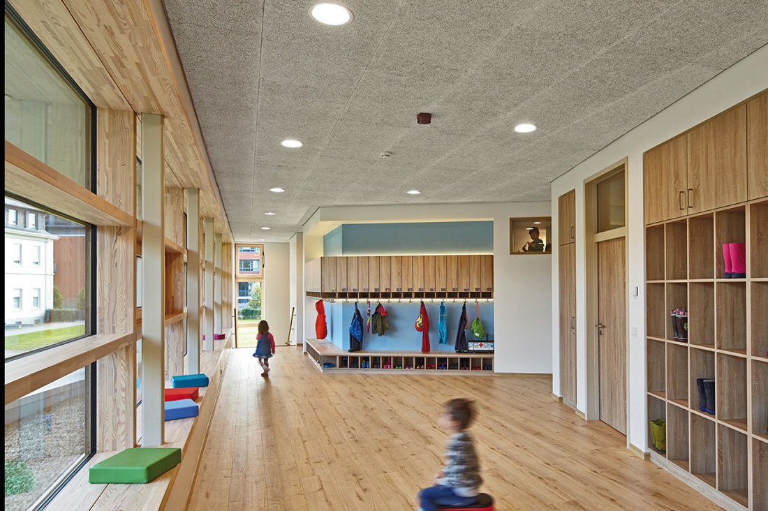 Foto deLuminarias de interior circular, con módulo de luz reemplazable