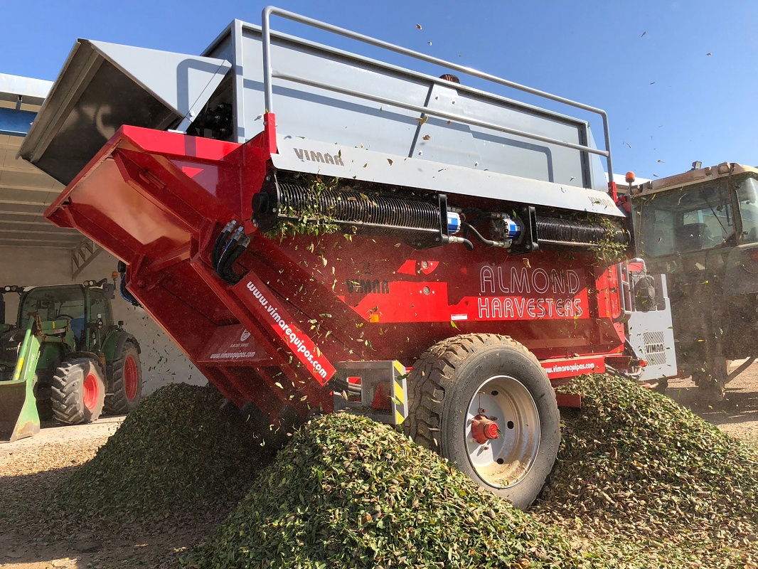 Foto de Remolques peladoras