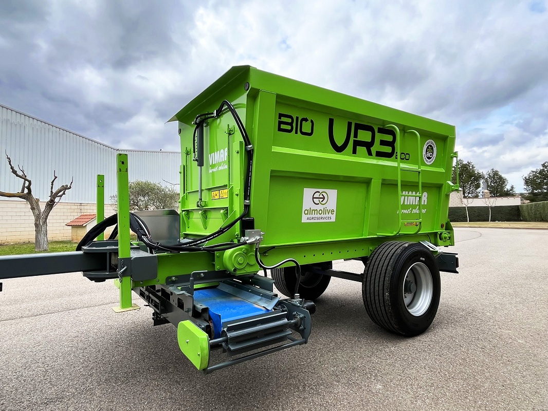 Foto deRemolques esparcidores de compost