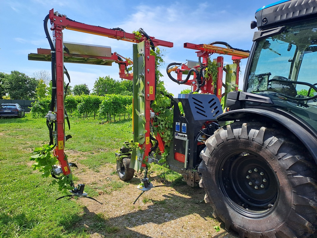Foto dePrepodadoras de túnel