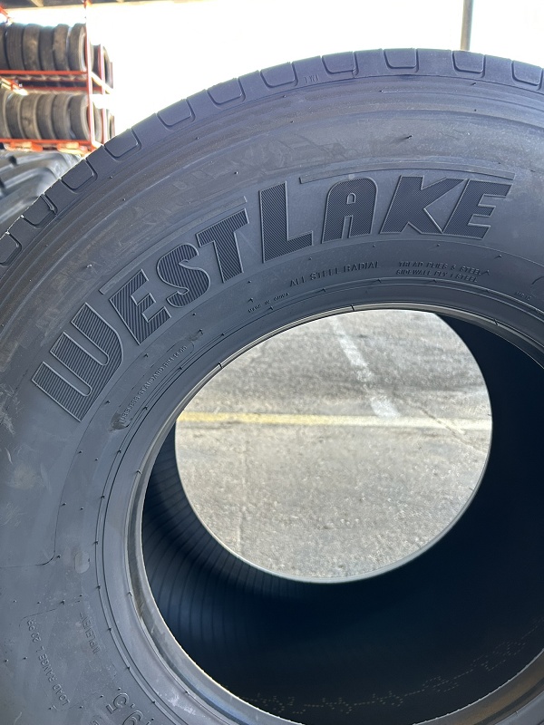 Foto deNeumáticos agrícolas