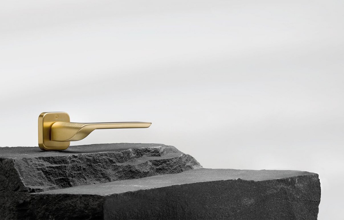 Foto deLínea de manetas para puertas