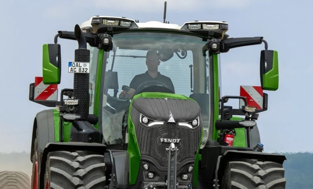 Foto deTractores agrícolas