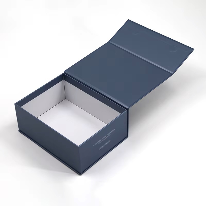 Foto deForradoras de tapas semiautomáticas