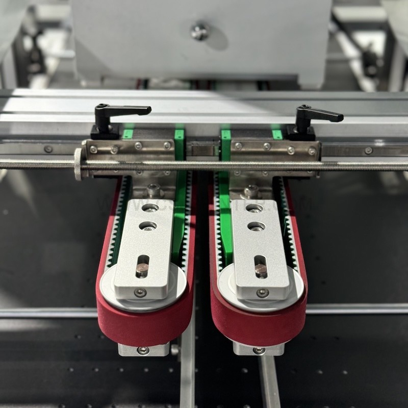 Foto deImpresora digital para lomos de libro