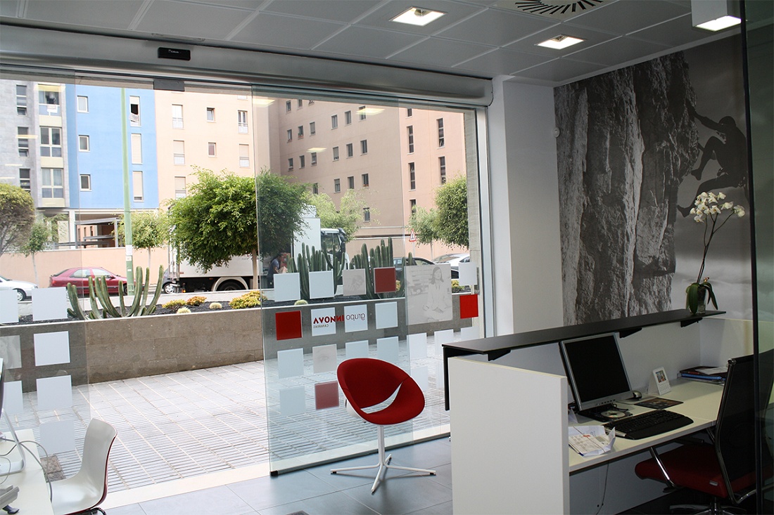 Foto de Puertas automáticas de cristal