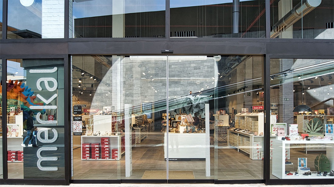 Foto de Puertas automáticas de cristal