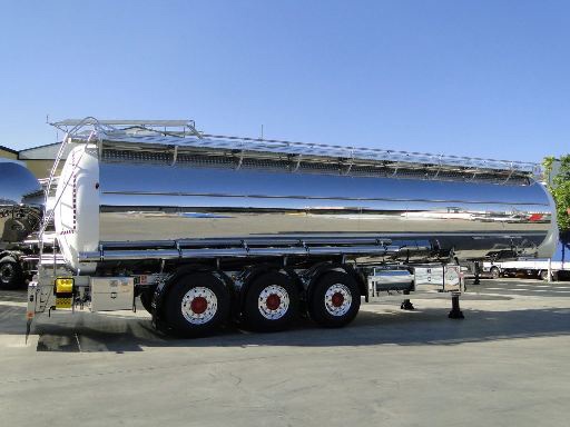 Foto de Cisternas químicas ADR