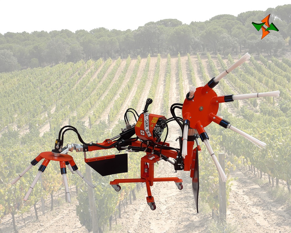 Foto de Barredoras alineadoras para restos de poda de viñedo