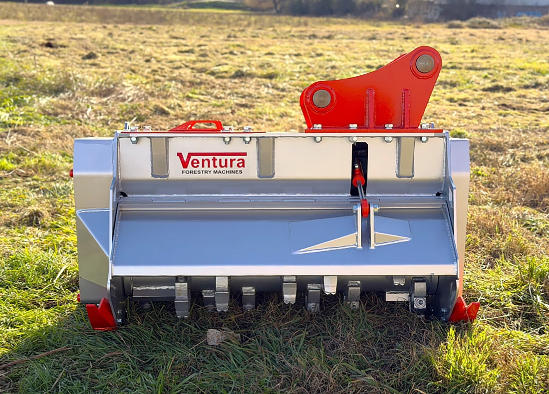 Foto de Trituradoras forestales de martillos fijos hidráulicos