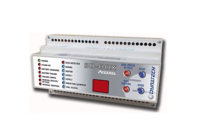 Foto deComponentes de seguridad para ascensores y transporte vertical