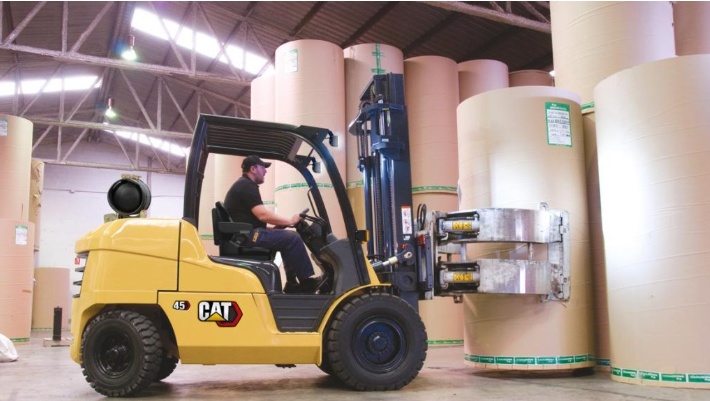 Foto de Carretillas térmicas motor de gas propano