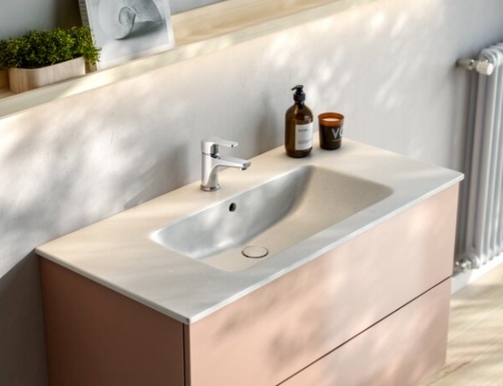 Foto deMonomandos de lavabo medio alto cromado