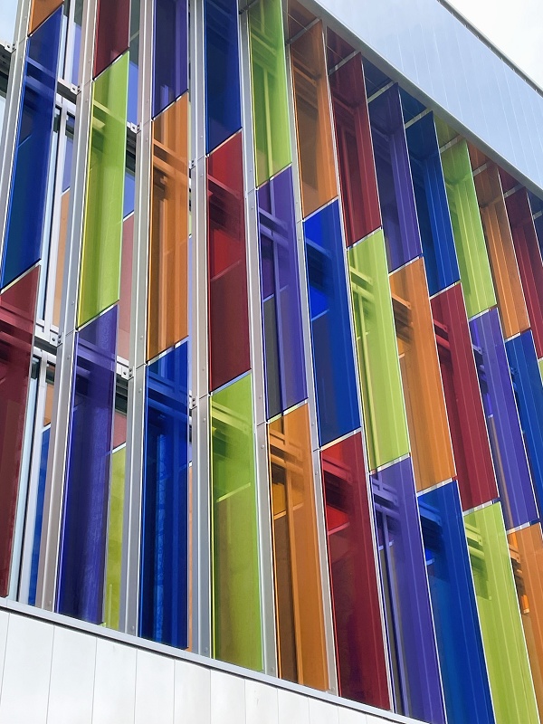 Foto de Sistemas de protección solar para fachadas