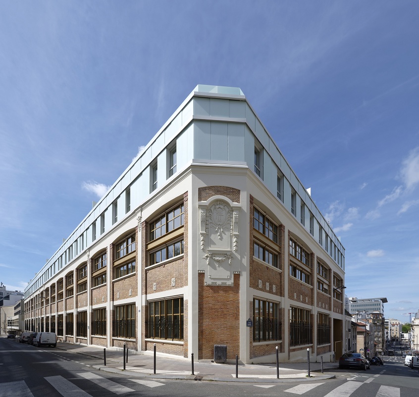 Foto deSistemas de fijación invisibles para vidrios en fachadas