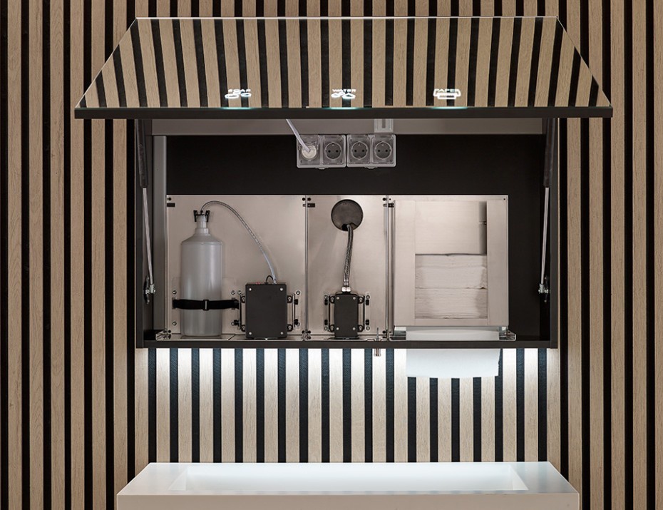 Foto deArmarios modulares integrados con sistema de lavado y secado de manos