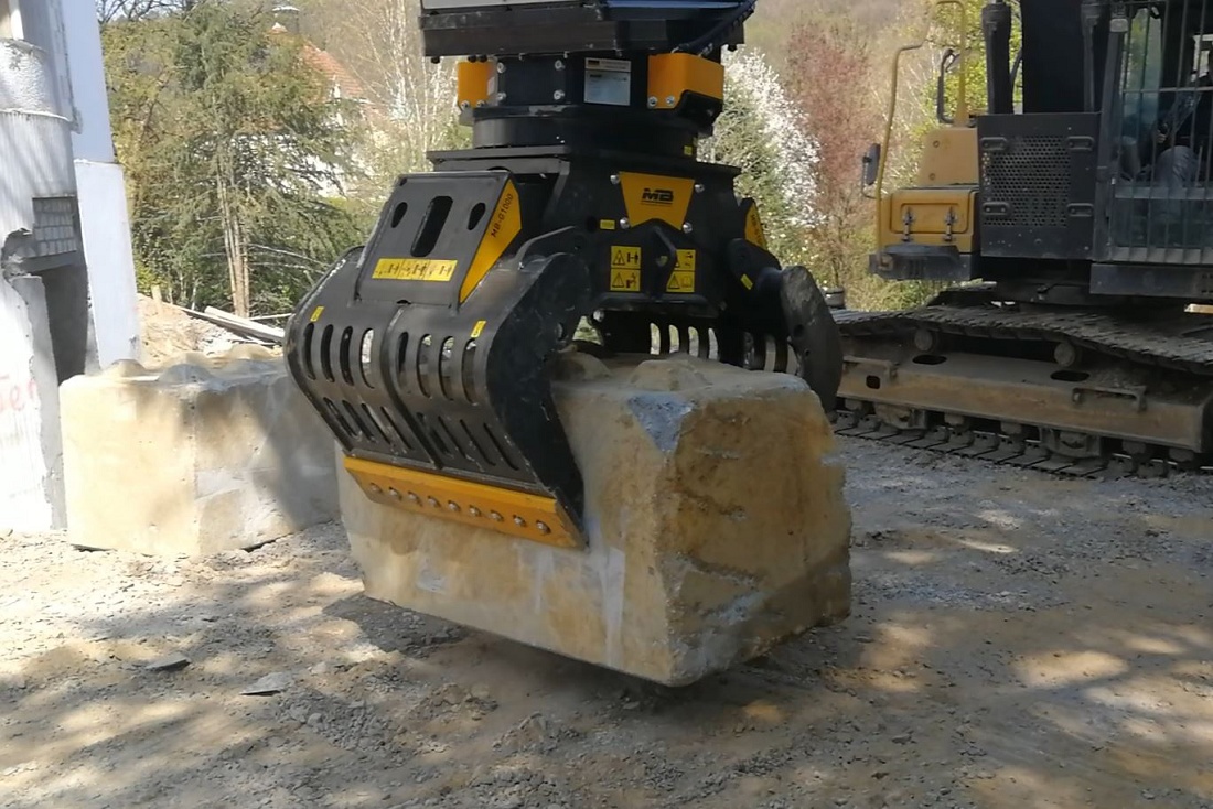 Foto de Pinzas seleccionadoras para excavadora