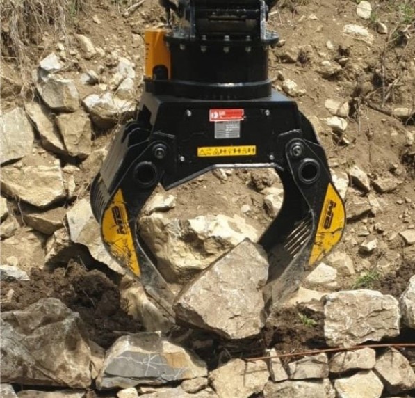 Foto de Pinzas seleccionadoras para excavadoras