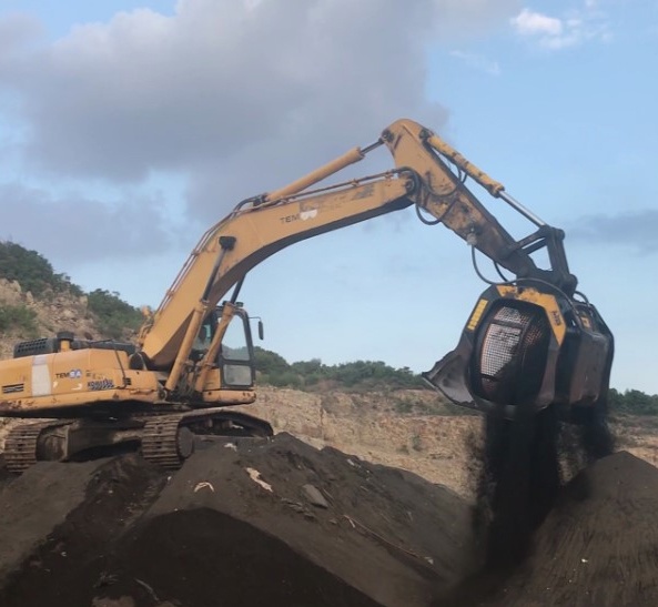 Foto deCucharas cribadoras para excavadoras