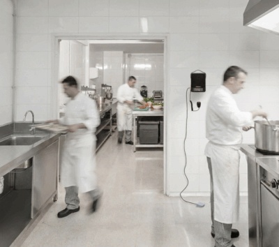 Foto deIntercomunicadores walkie manos libres con pedal para cocina