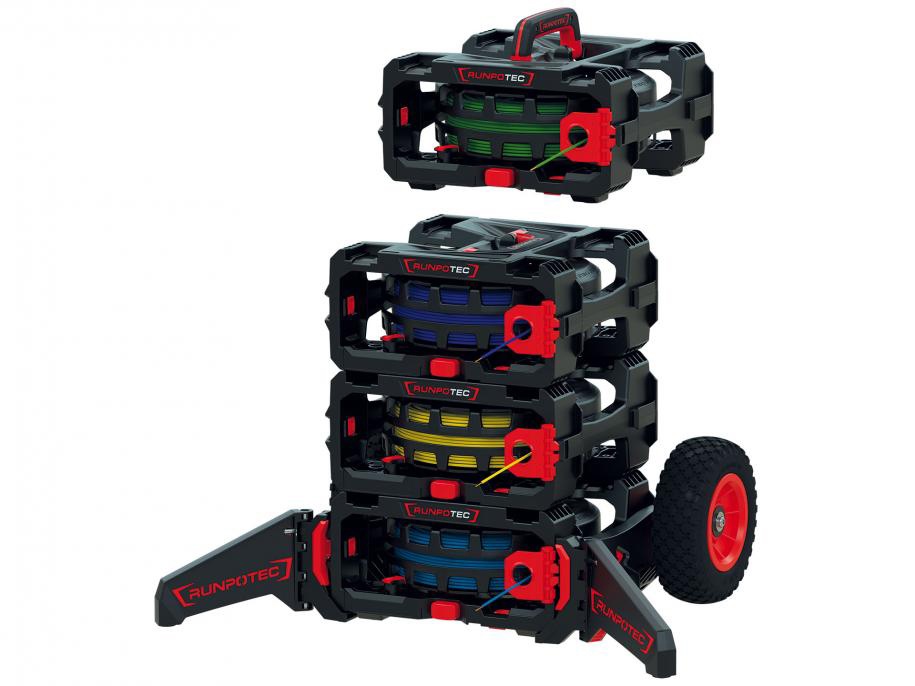 Foto deCarros de transporte para cajas
