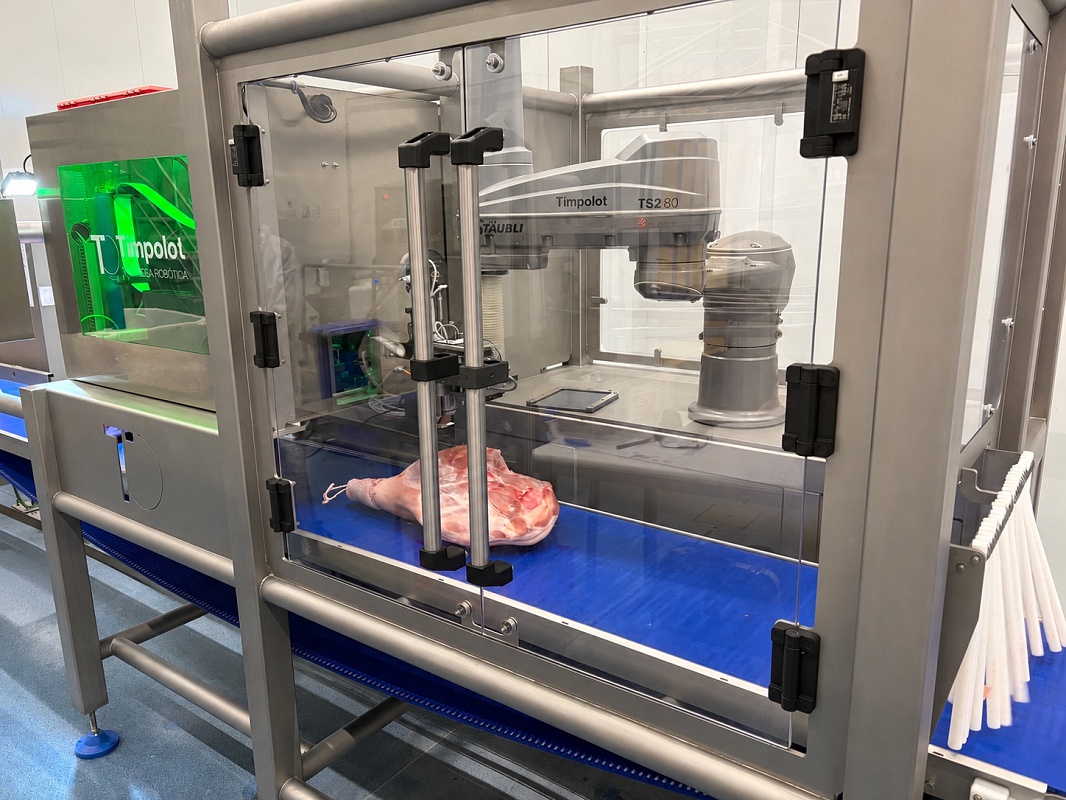 Foto de Robots para el etiquetado de jamones frescos