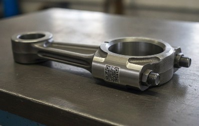 Foto deMarcados láser y cortes de plásticos técnicos para automoción