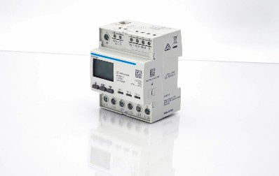 Foto deMarcados láser de precisión para componentes electrónicos de pequeño tamaño