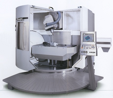 Foto de Máquinas de fresado y centros de mecanizado universales CNC