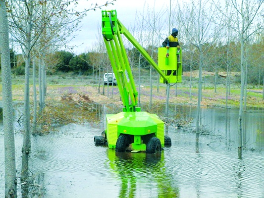 Foto de Plataforma con orugas