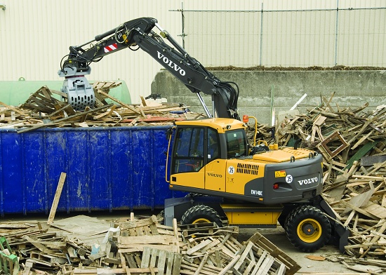 Foto de Excavadora sobre ruedas