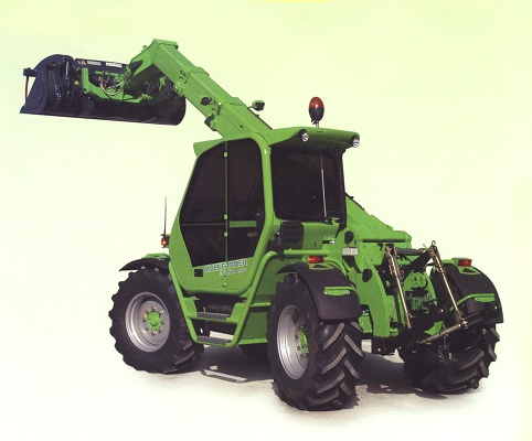 Foto de Tractores con brazo telescópico Multifarmer