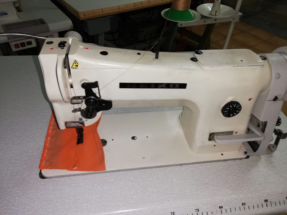 Maquina coser Triple Arrastre