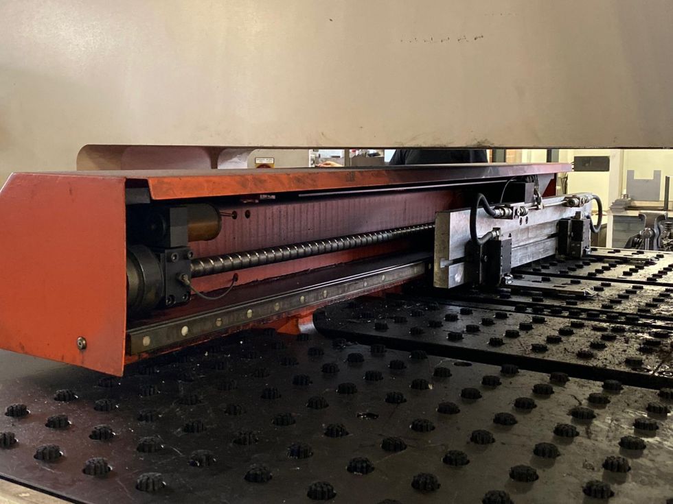 Beyeler Raskin CNC Punching machine RT 210 / 12 2540 x 1016 x 6 mm 5198 = Mach4metal