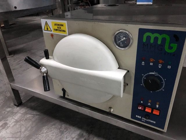 Autoclave sobremesa de laboratorio eléctrico MATACHANA 21 litros