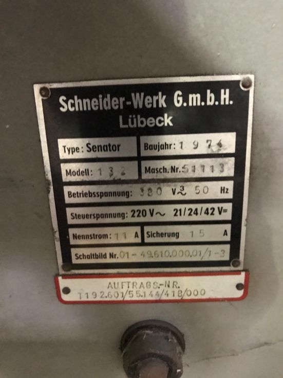 Schneider Senator 132