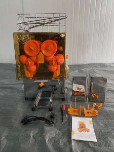 FREUTEK NEW0002 Automatic Orange Juicer