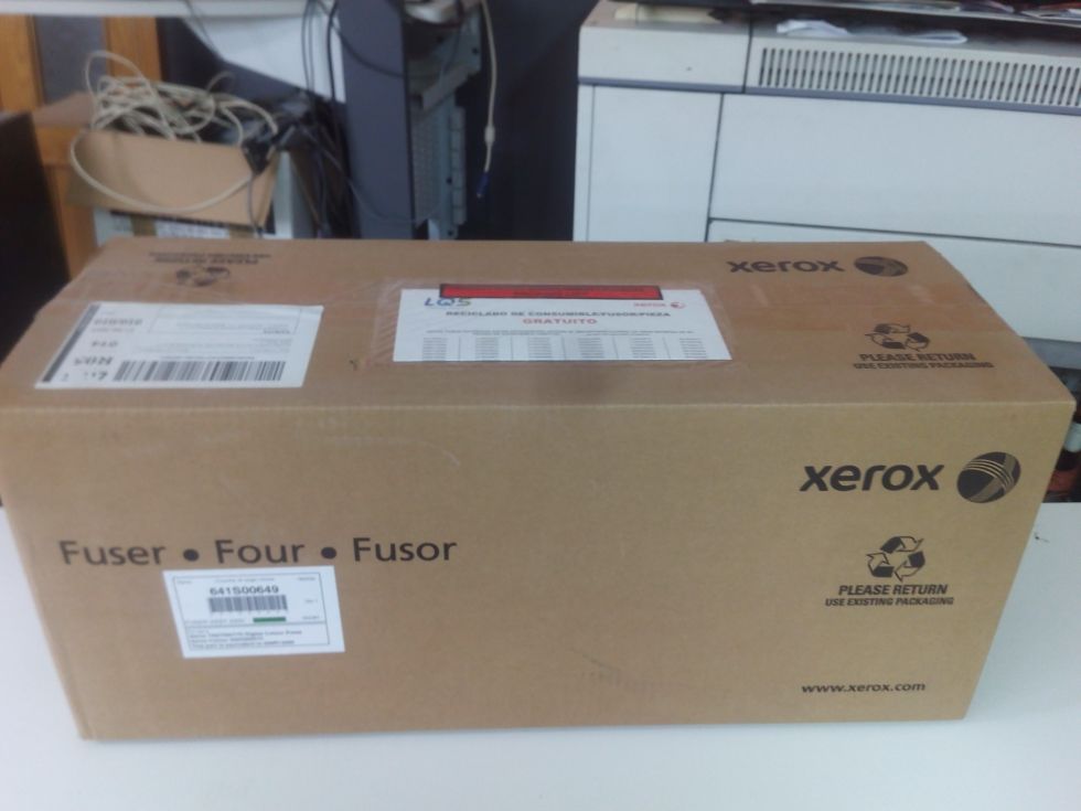 Consumibles y piezas XEROX 700