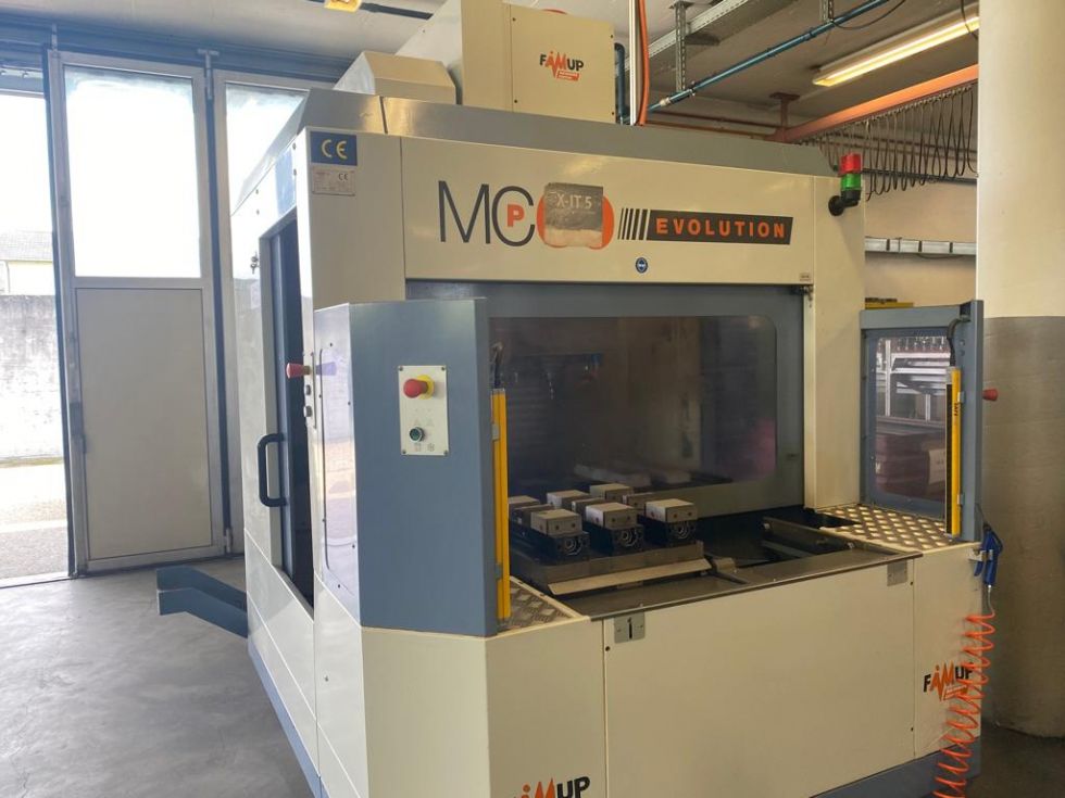 CNC machining centre - FAMUP MCP 60 Evolution VMC with Pallet changer 600 x 400 x 570 mm 6207 =Mach4