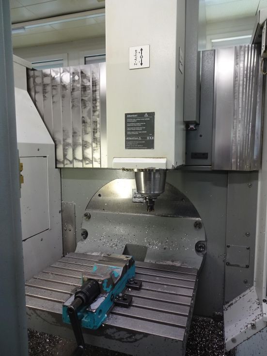 CNC machining centre - DECKEL MAHO DMU 50 6278 =Mach4metal